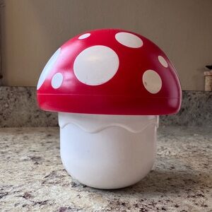 FRED Mushroom Measuring Cups
